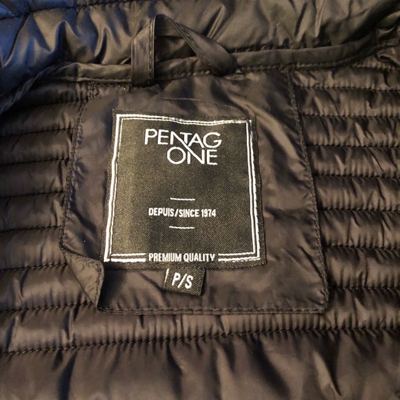 Ladies fitted jacket. Size small. Perfect for spring/fall. Never worn! - Picture 7 of 7